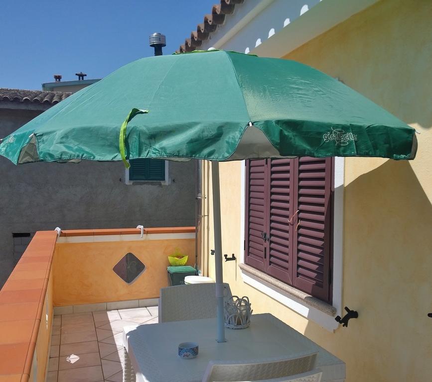 Casa Rosina Appartement Orosei Kamer foto