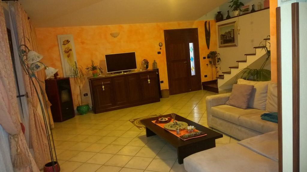 Casa Rosina Appartement Orosei Buitenkant foto
